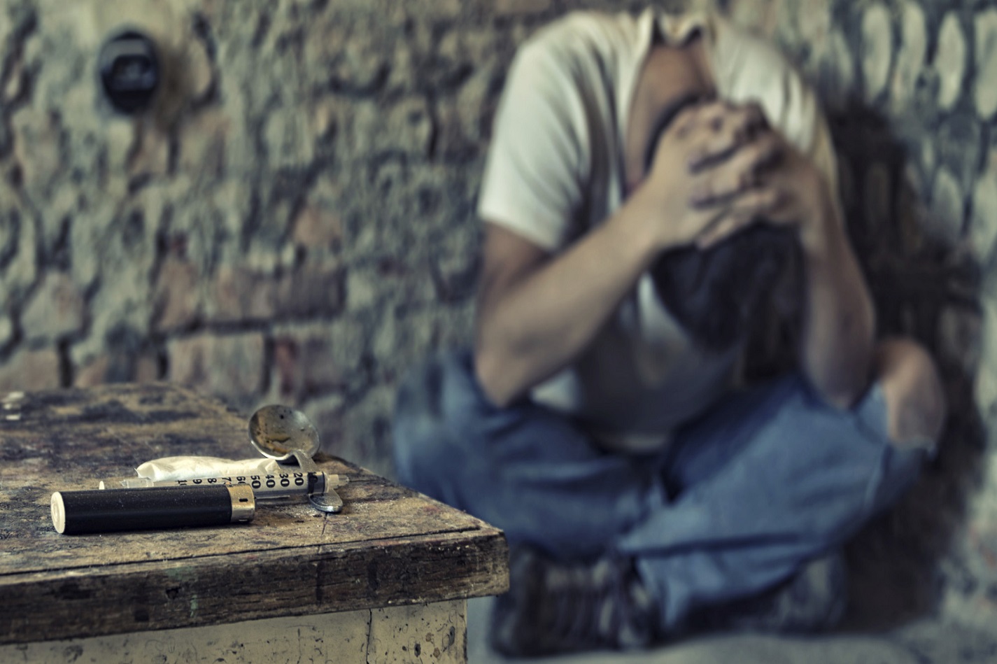 Perbedaan antara Penyalahgunaan dan Ketergantungan Narkoba